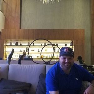 Meet your Posher, Vincent